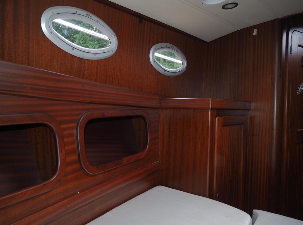 Vorschiff, Innenausstattung